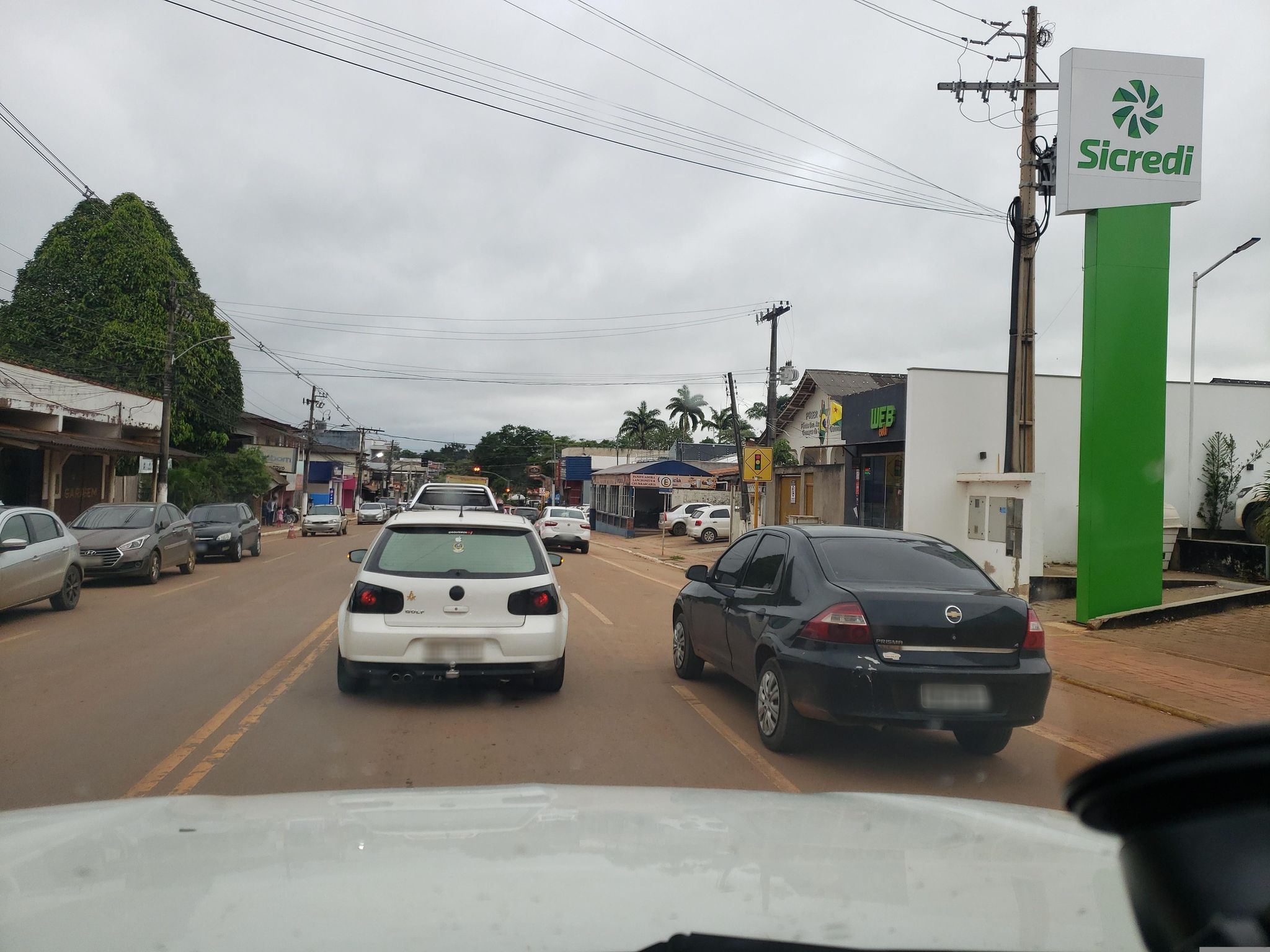 Vista da rua do Ofício do Registro Civil das Pessoas Naturais / Ofício do Registro de Imóveis / Ofício do Registro de Títulos e Documentos e das Pessoas Jurídicas / Tabelionato de Notas /tabelionato de Protesto de Títulos em Senador Guiomard/AC