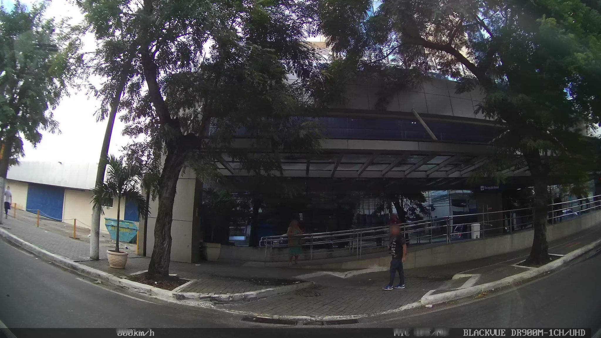 Vista da rua do Unidade Interligada no Hospital Caxias D´or em Duque de Caxias/RJ