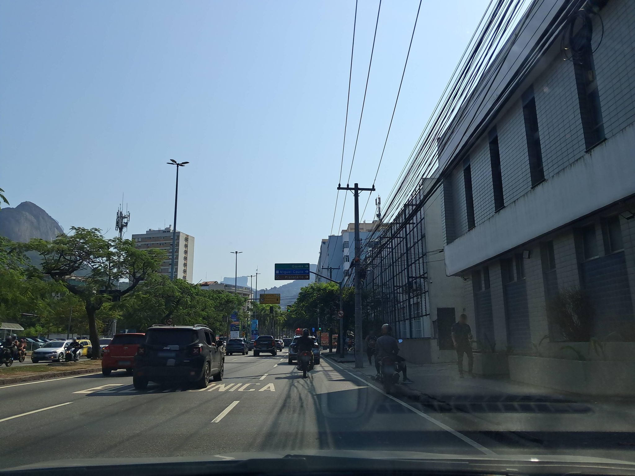 Vista da rua do Unidade Interligada no Hospital Municipal Miguel Couto em Rio de Janeiro/RJ