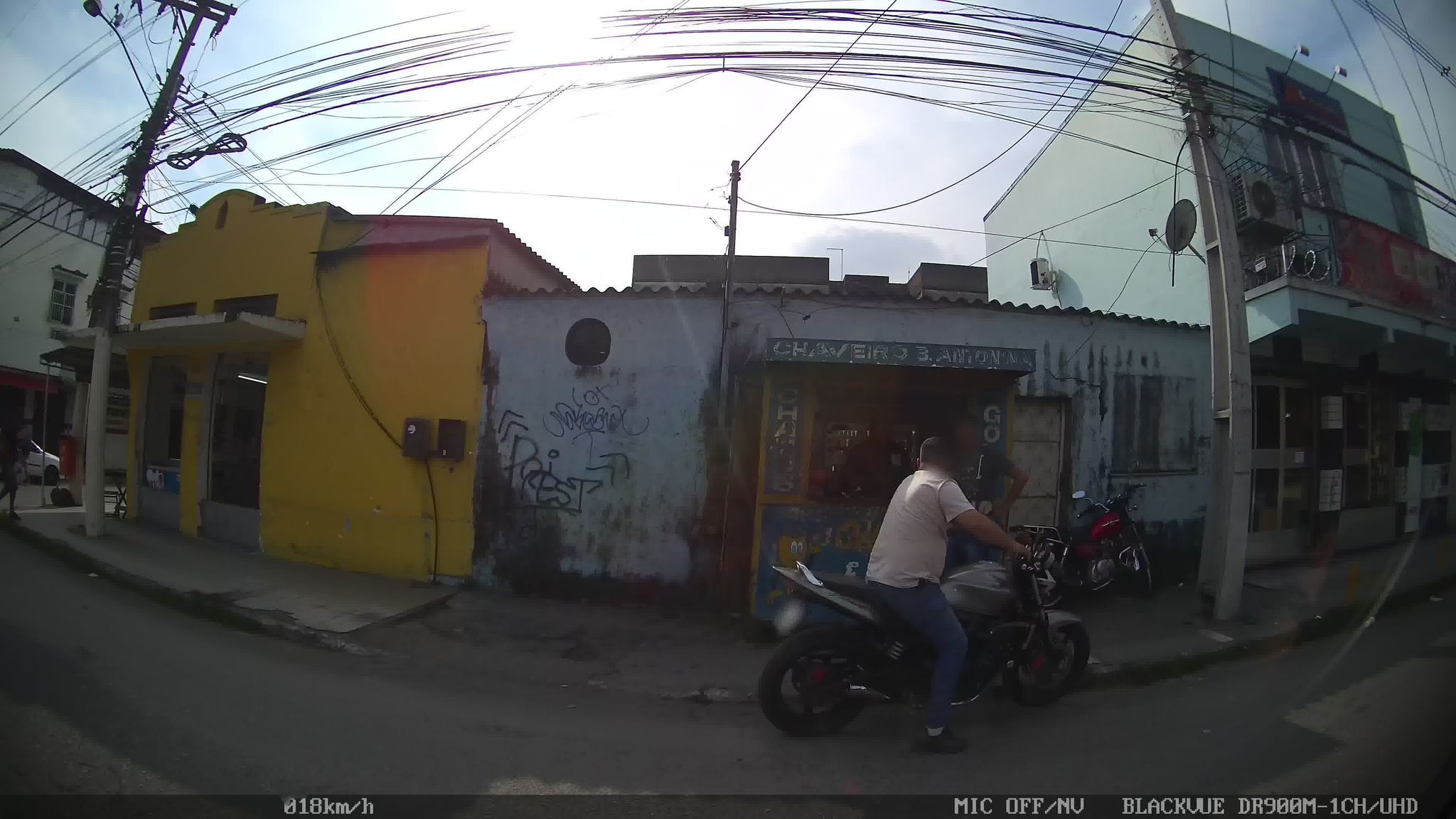 Vista da rua do Unidade Interligada na Clínica e Maternidade São Silvestre em São Gonçalo/RJ